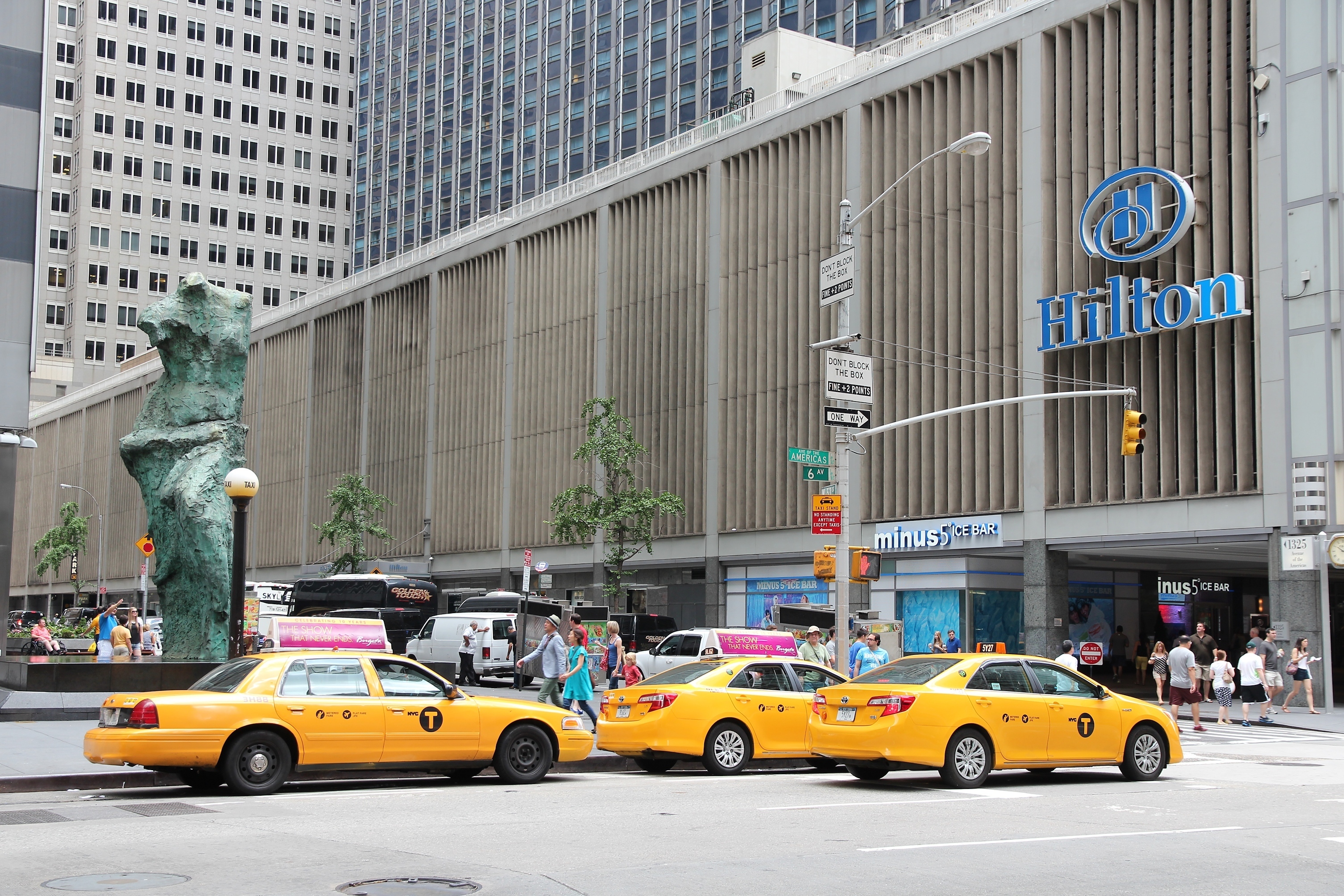 New York Midtown Hilton Editorial credit: Tupungato / Shutterstock.com