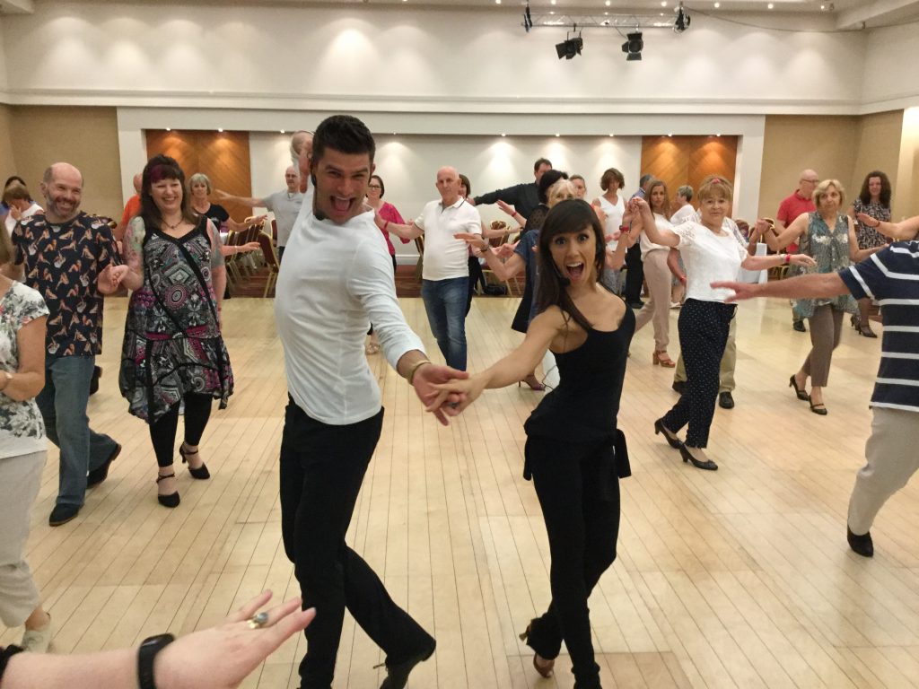 Aljaz Skorjanec Janette Manrara teaching 