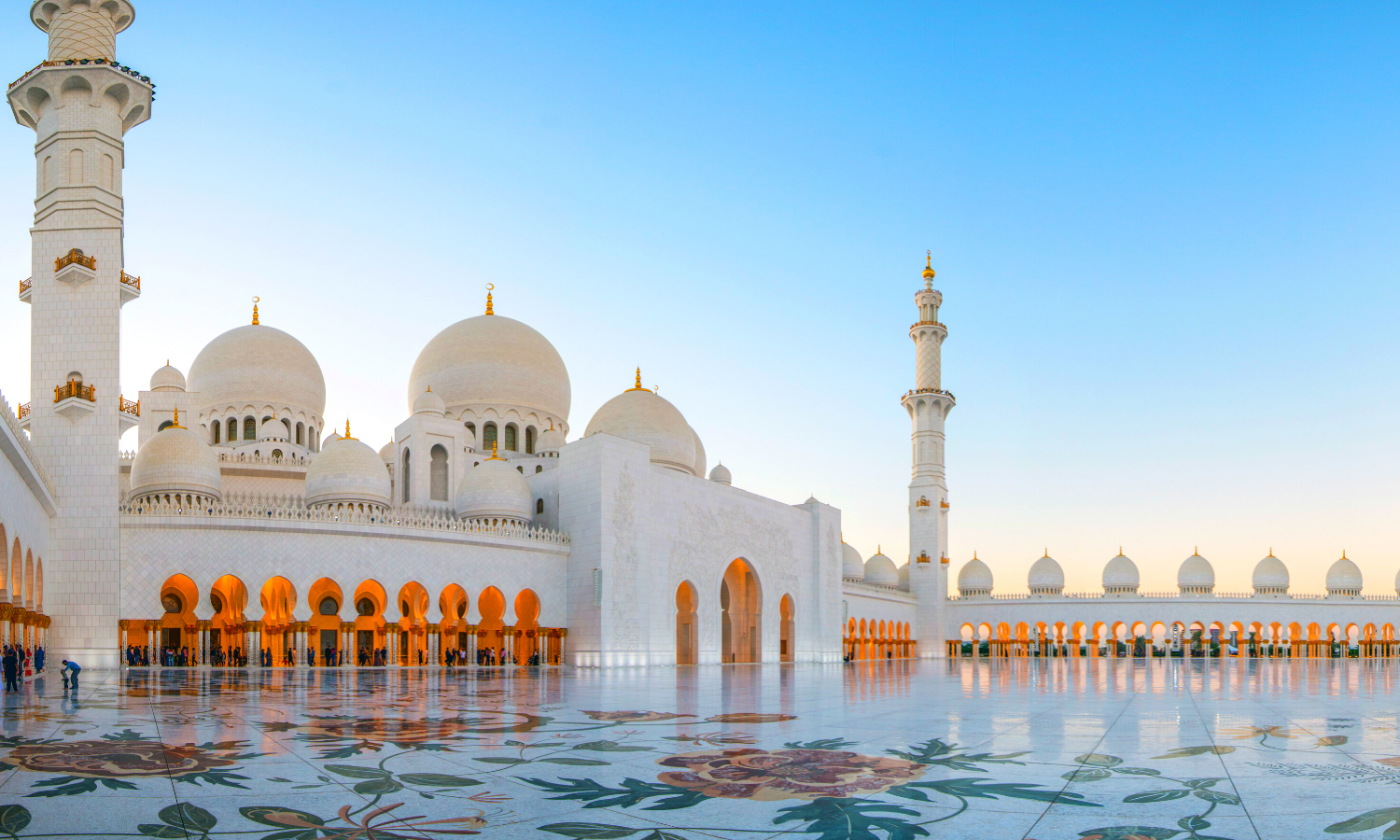 Dubai Mosque