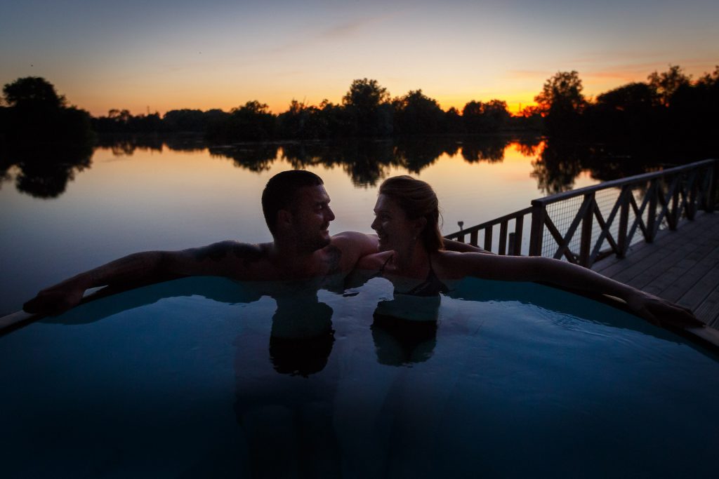 Montys Retreat Hot tub